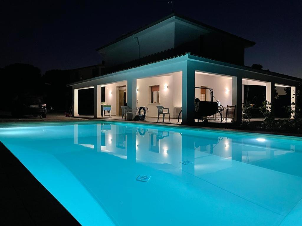 Casa Vacanza Villa Dorotea ปาร์ตินิโก ภายนอก รูปภาพ